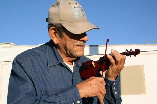 Learn an Instrument Online with Play With a Pro